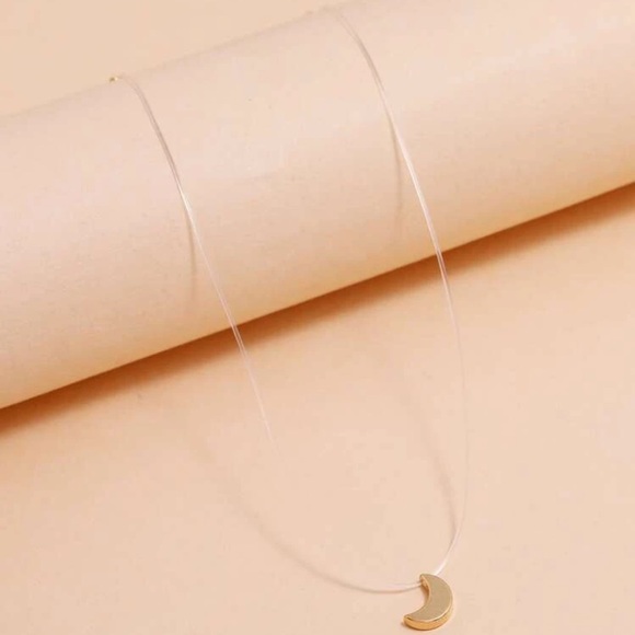 🌙 Floating clear choker w/ crescent moon pendant - Picture 6 of 11